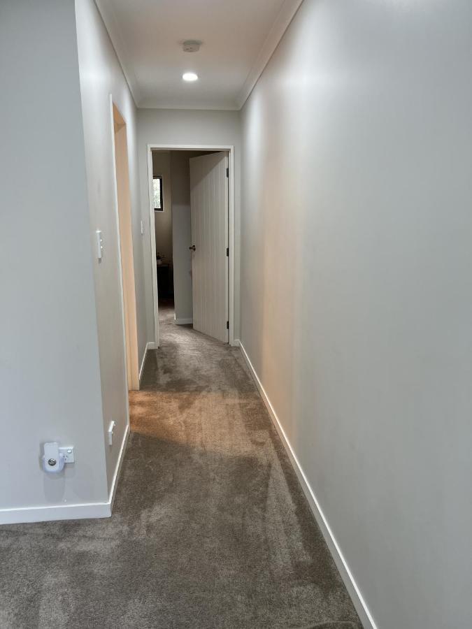 Guest Suite - Cosy Place In The Wattle Downs Auckland Exteriör bild
